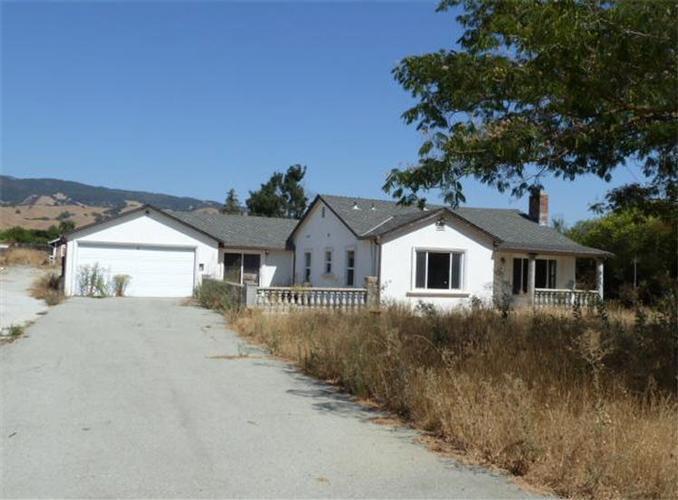 Foothill Ave, Gilroy, CA 95020