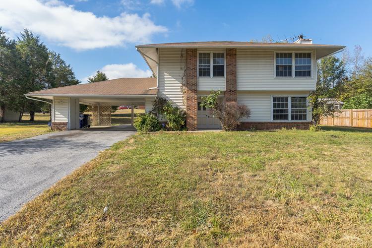 Pierce Rd, Waldorf, MD 20601