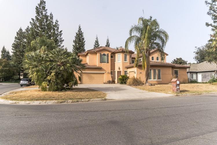 W Pinedale Ave, Fresno, CA 93722