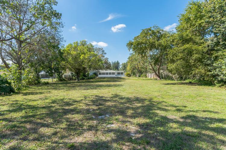 E Acre Dr, Plantation, FL 33317