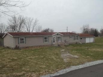 S Allen St, Summitville, IN 46070