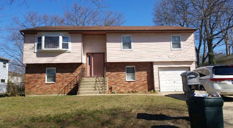 Depew St, Huntington, NY 11743