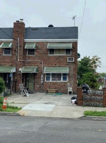 E 213th St, Bronx, NY 10469