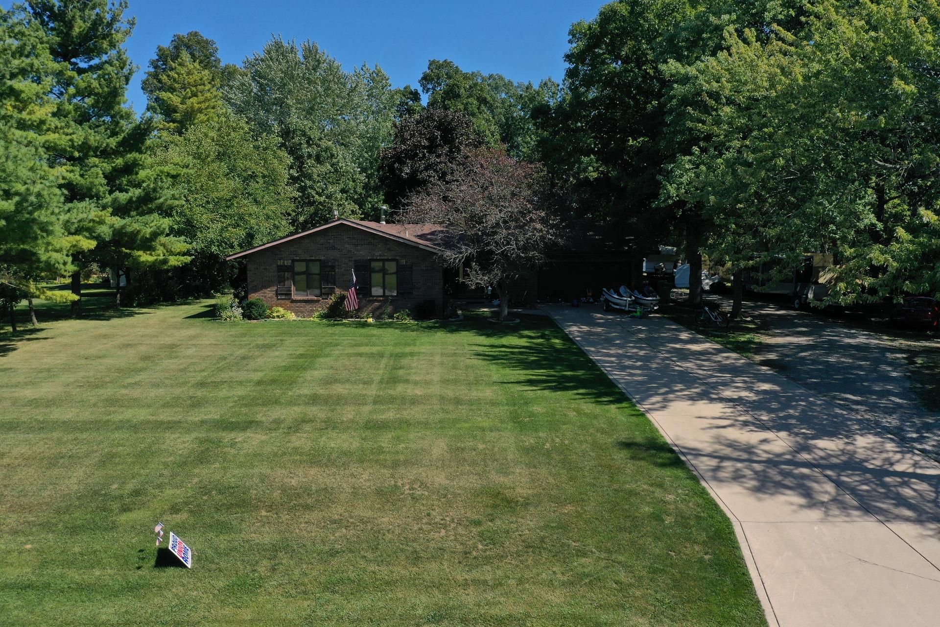 S Imperial Ct, Hebron, IN 46341