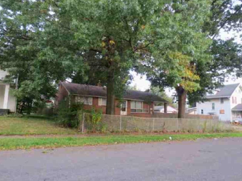 Daleford Ave Ne, Canton, OH 44705