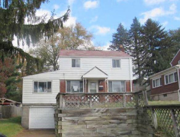 Rodilin Dr, Pittsburgh, PA 15235