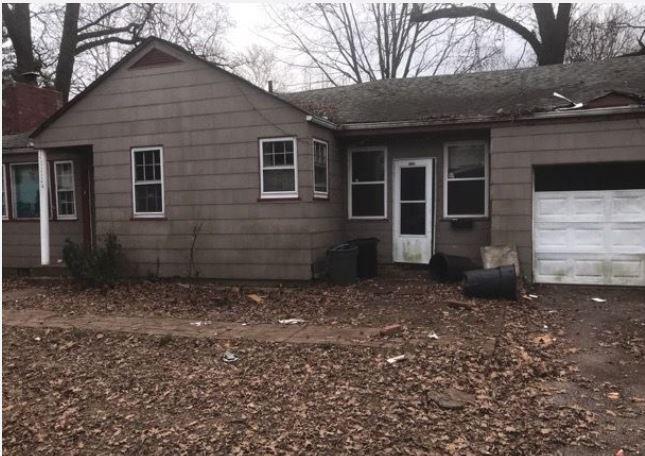 Robert Ave, Saint Louis, MO 63135