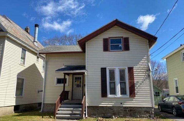 Elm St, Ilion, NY 13357