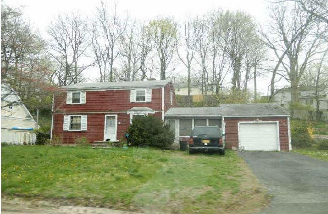 Glenwood Dr, Darien, CT 06820