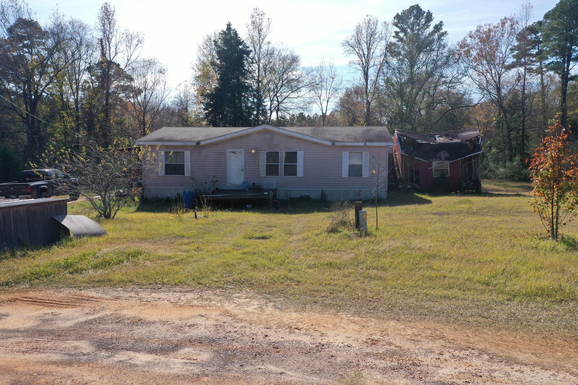 County Road 352 E, Henderson, TX 75654