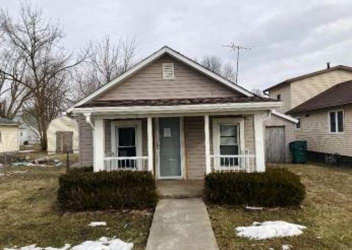 E 16th St, Muncie, IN 47302