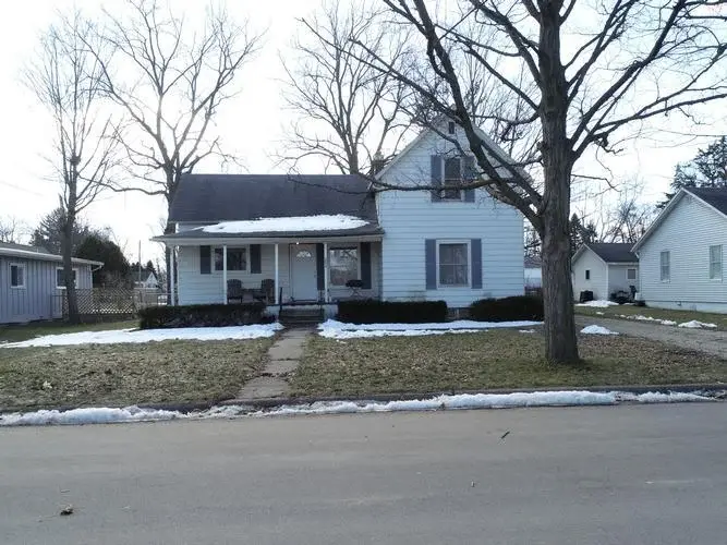 Olmstead St, Owosso, MI 48867