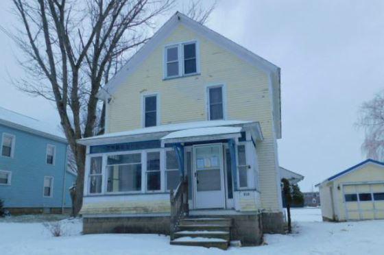 E Erie St, Linesville, PA 16424