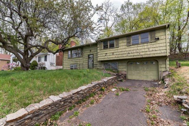 S Main St, West Hartford, CT 06110