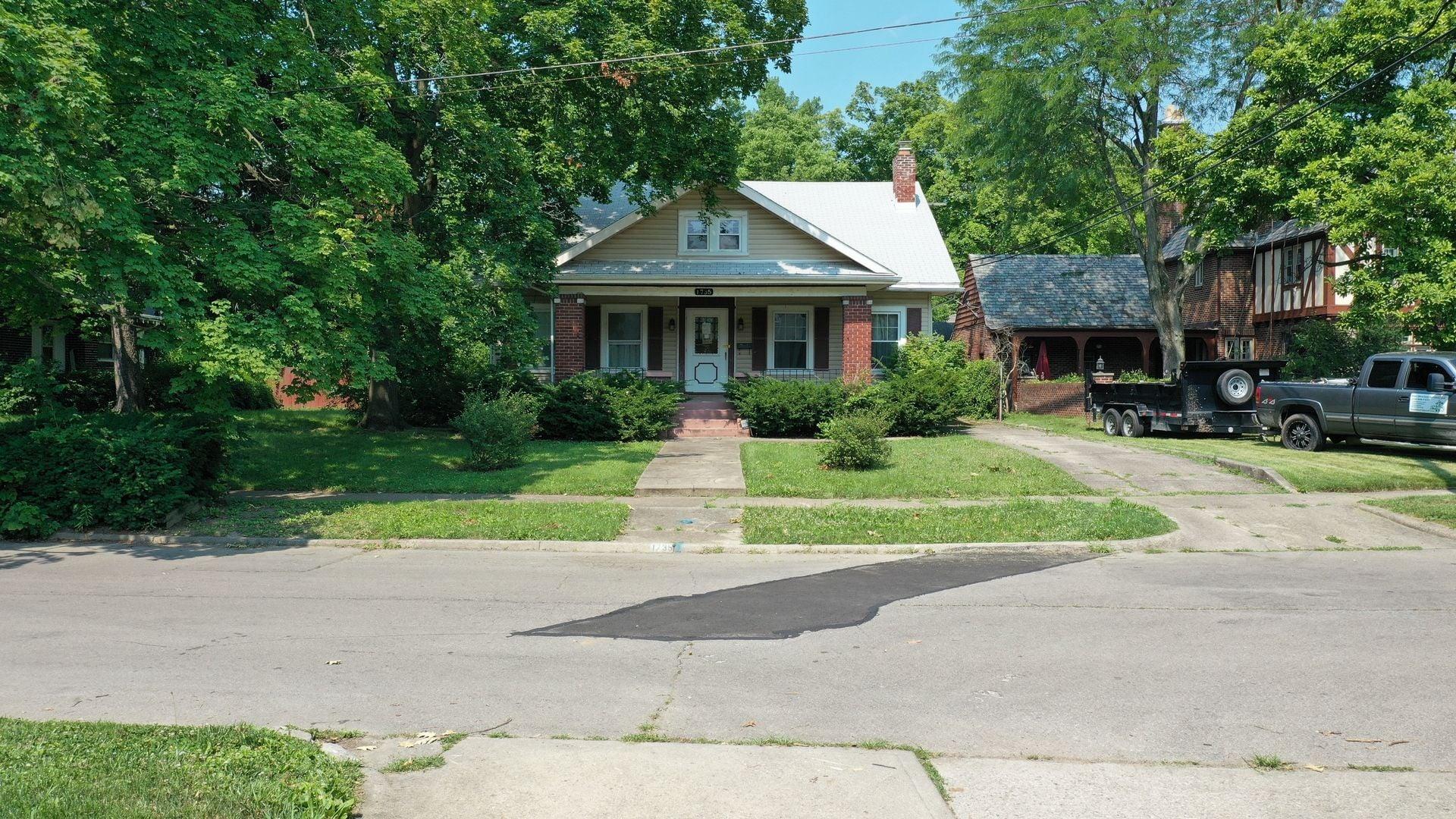 Ravenwood Ave, Dayton, OH 45406