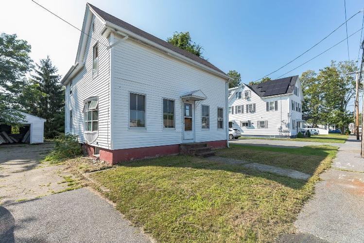 Washington St, Taunton, MA 02780