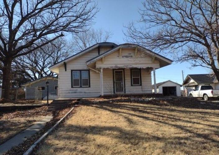 N Cranmer St, Conway Springs, KS 67031