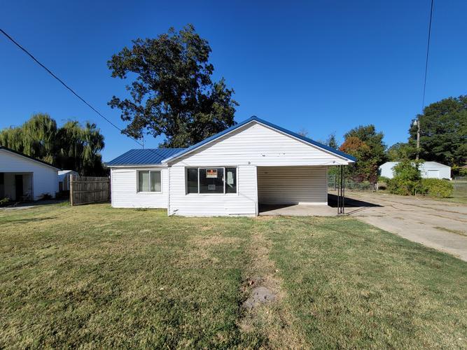 Willoughby St, Kennett, MO 63857
