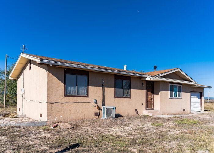 Willow Lake Rd E, Mcintosh, NM 87032