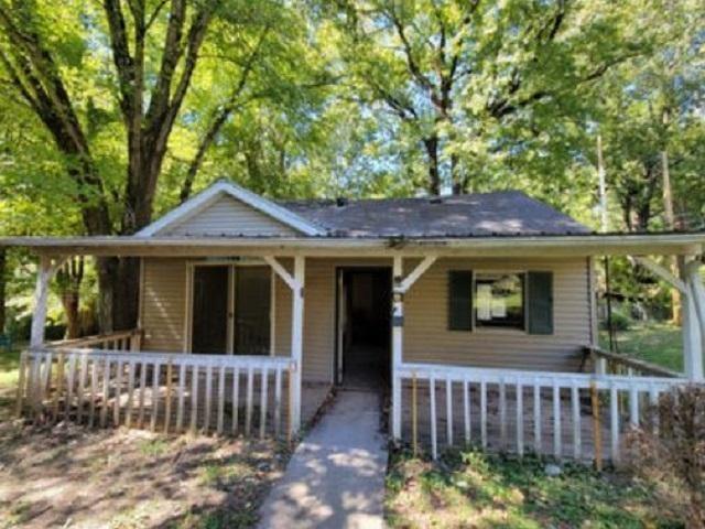 S Bosse Ave, Evansville, IN 47712