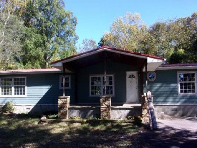 Crescent Way, Horse Shoe, NC 28742