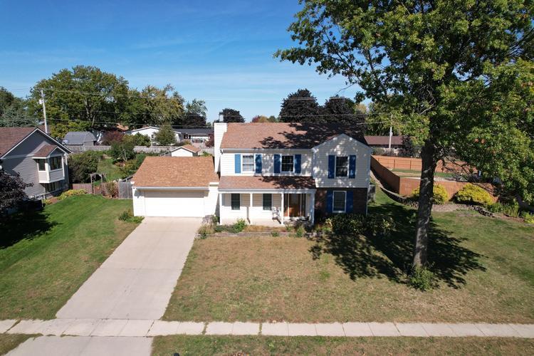 Arnold Dr, Marshalltown, IA 50158