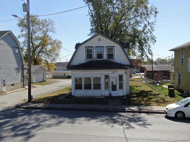 E Huron St, Missouri Valley, IA 51555