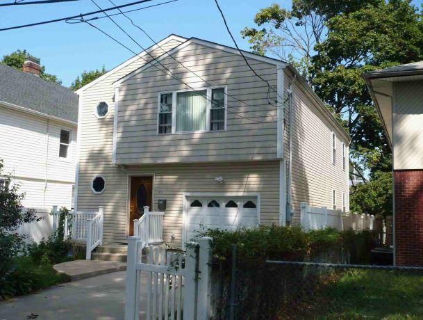 Harvard St, Hempstead, NY 11550