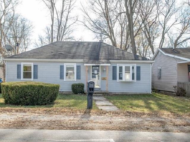 E 14th St, Muncie, IN 47302