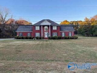 Greta Dr Nw, Huntsville, AL 35810