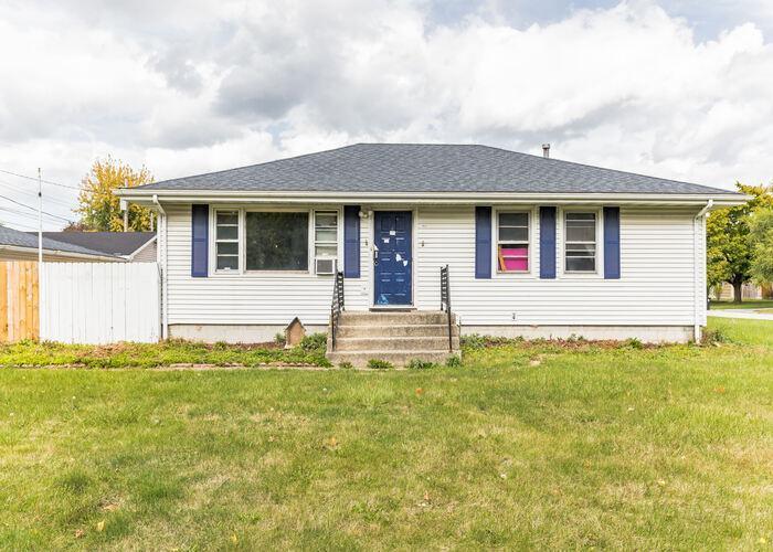 Vine Ct, Hobart, IN 46342