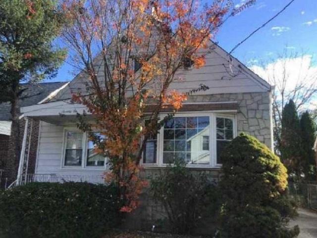 Julia Ave, Trenton, NJ 08610