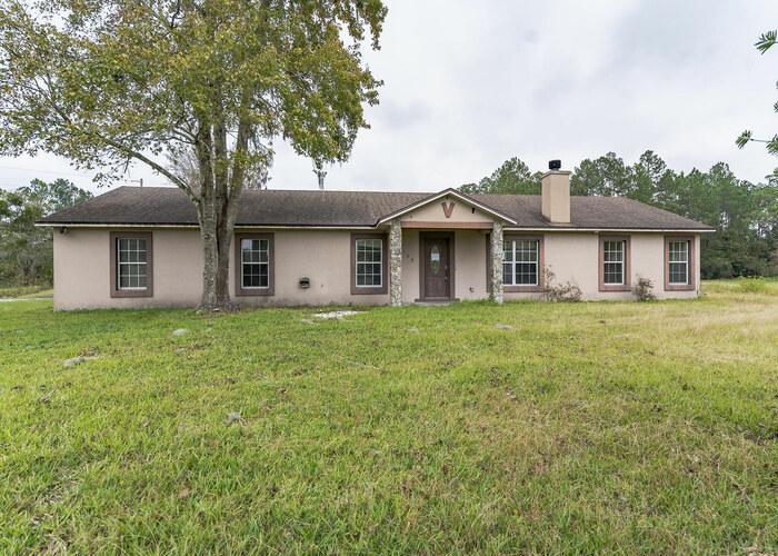 Cypress Dr, Palatka, FL 32177