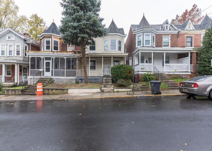 W 20th St, Wilmington, DE 19802