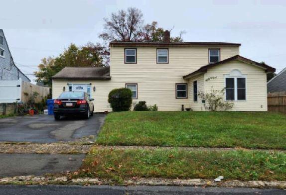 Appletree Dr, Levittown, PA 19055