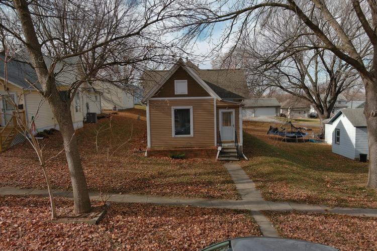 Maple St, Atlantic, IA 50022