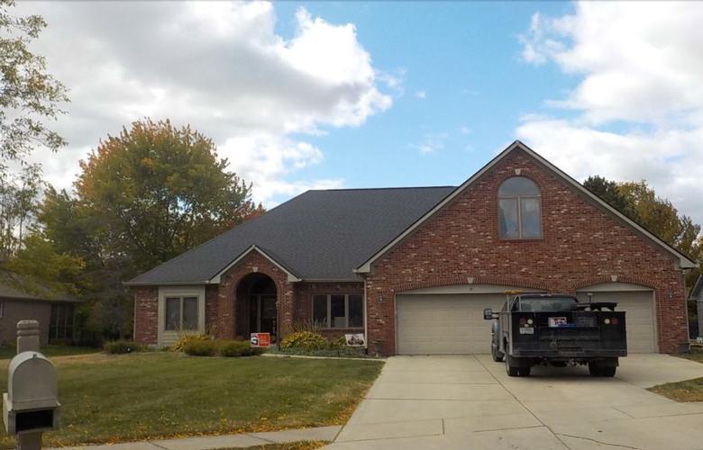 Highland Park Dr, Greenwood, IN 46143
