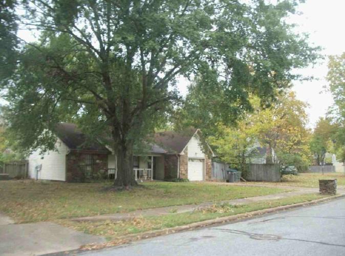 Kennings Dr, Memphis, TN 38125