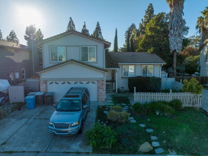 Hamilton Dr, Vacaville, CA 95687
