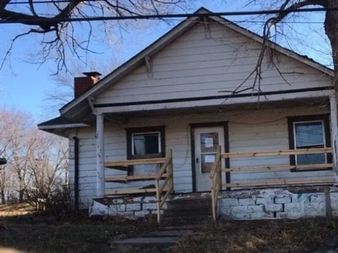 N Cross St, Fillmore, MO 64449