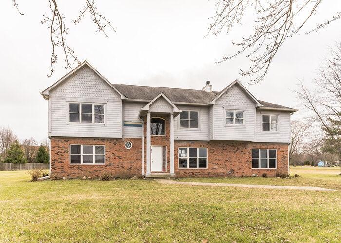 W 96th St, Zionsville, IN 46077
