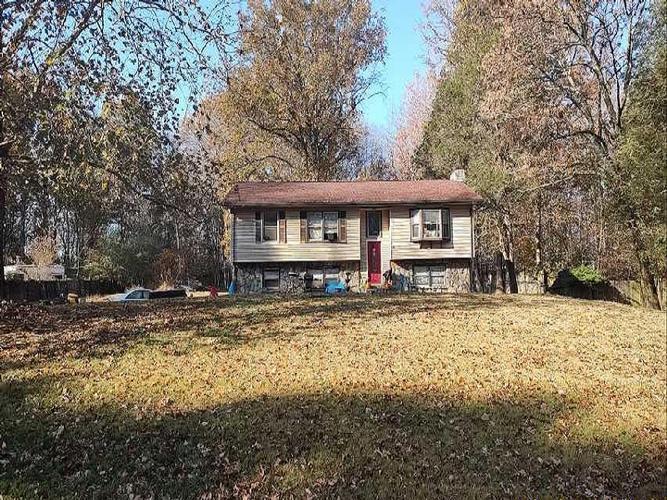 Lakewood Dr, Gallatin, TN 37066