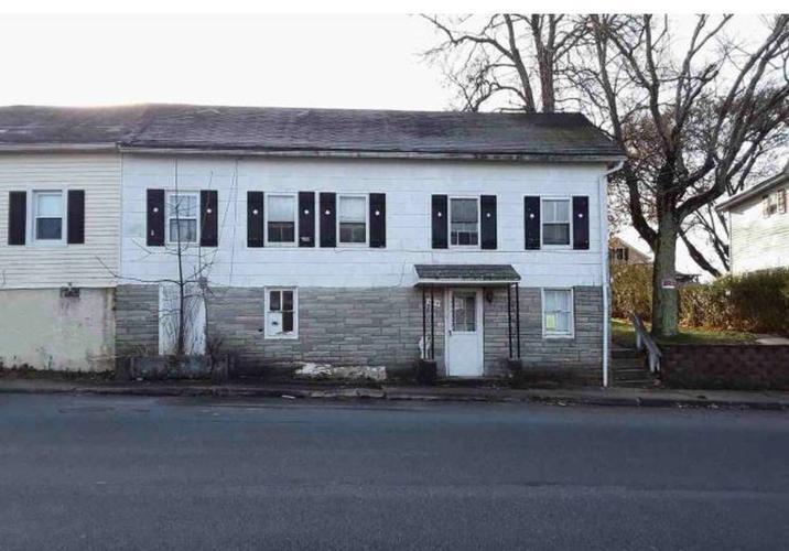 S Wayne St, Orwigsburg, PA 17961