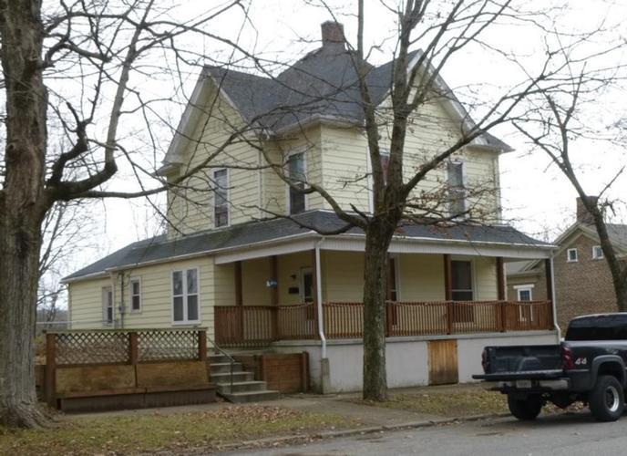 S Adams St, Knightstown, IN 46148