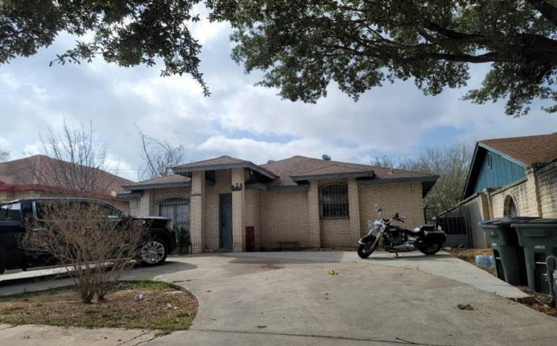Prada Machin Dr, Laredo, TX 78046