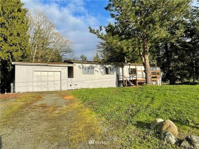 Rowe Rd, Camano Island, WA 98282
