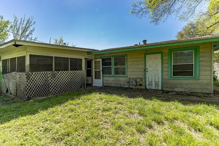Willow Glen Dr, Houston, TX 77033