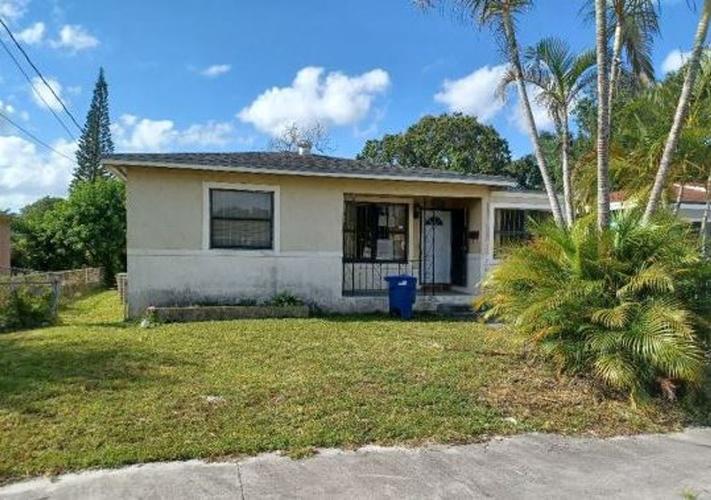 Nw 49th St, Miami, FL 33142