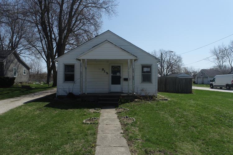 S Jefferson Way, Indianola, IA 50125