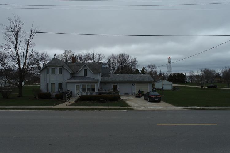 W Wilbur St, Hawkeye, IA 52147